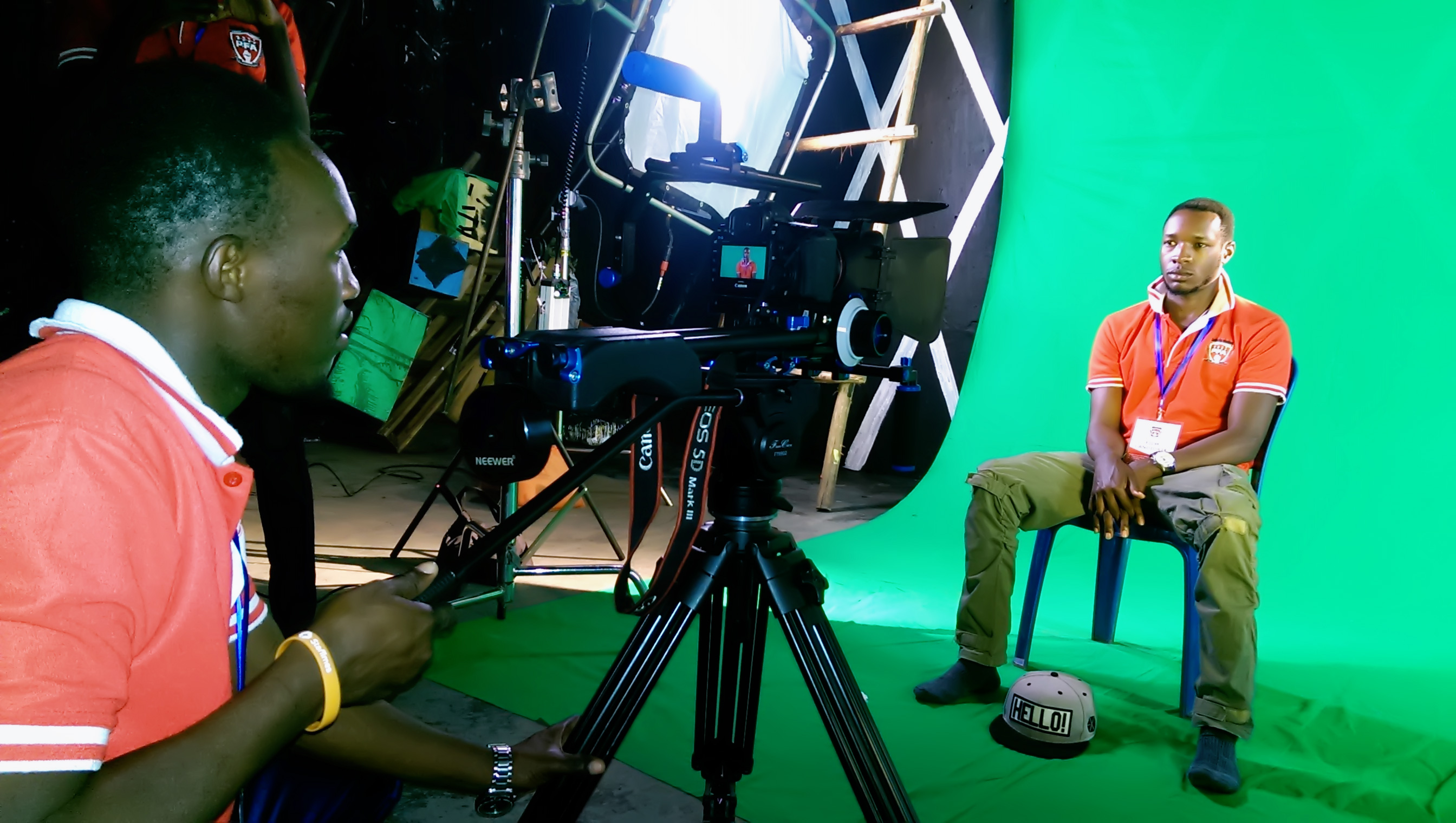 3D animation & compositing students learning lighting for green screen at Proline Film Academy